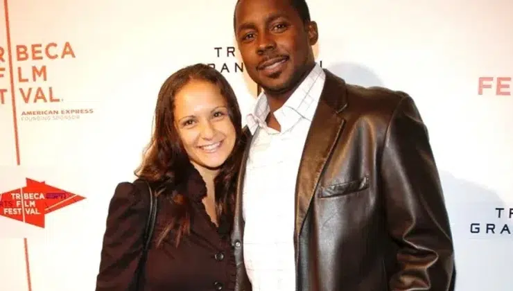 desmond howard wife