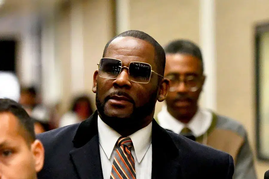 r-kelly-net-worth-and-the-struggles-of-the-famous-r-b-artist
