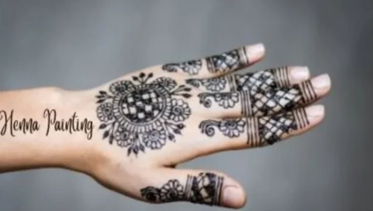 Henna Painting