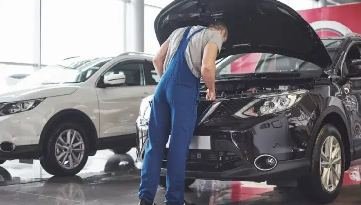 When Car Defects Cause Crashes Can You Sue the Manufacturer