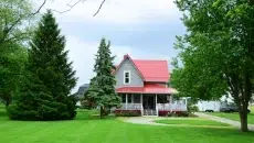 End-of-Summer Landscaping Checklist for Calgary Homeowners