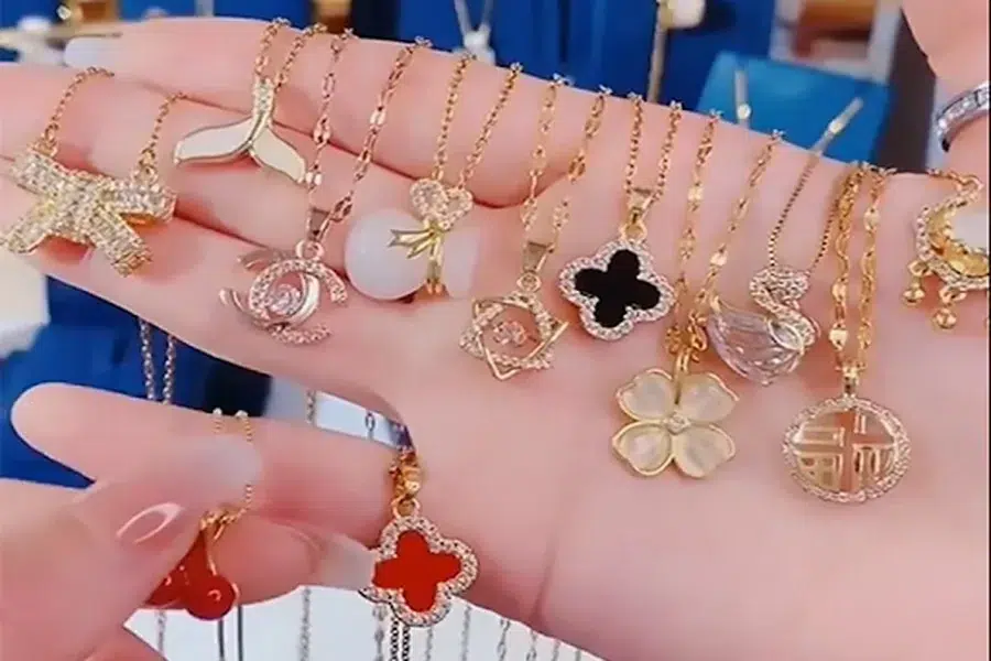 Design Options for Custom Jewelry