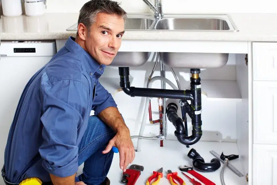 How Punctual and Prepared Technicians Improve Plumbing in Utah