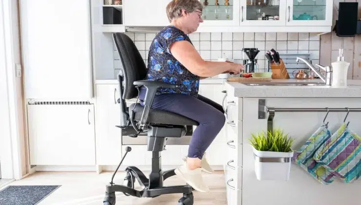 itchen Chair