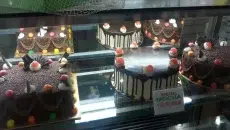 Kedai Bakery Near