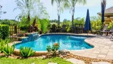 save-time-on-pool-and-lawn-upkeep-guide