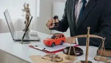 How Car Accident Lawyers Build Strong Injury Claims in Syracuse, NY